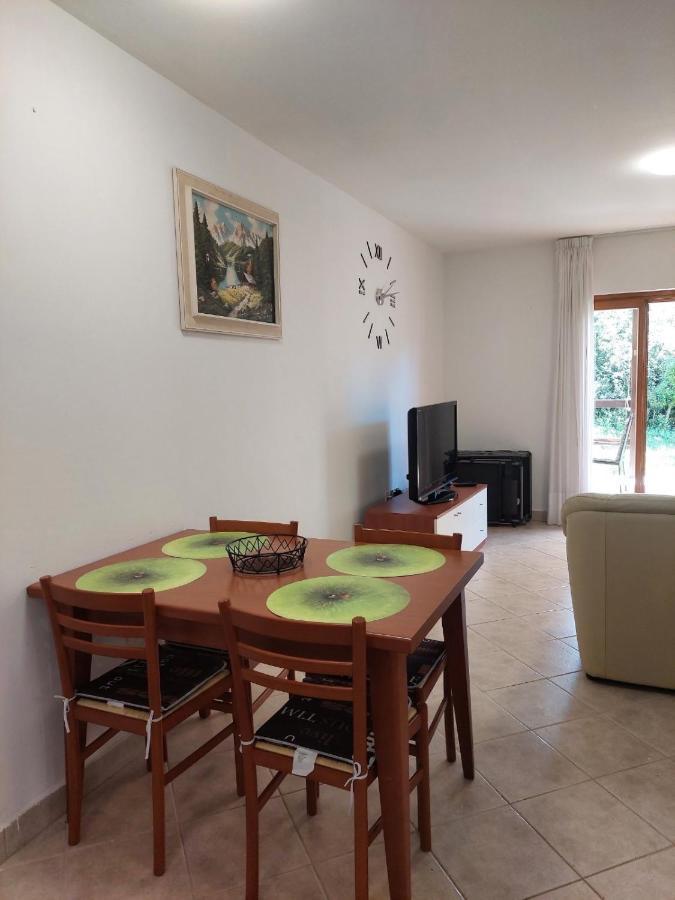 Fortuna Apartment Tar-Vabriga ภายนอก รูปภาพ