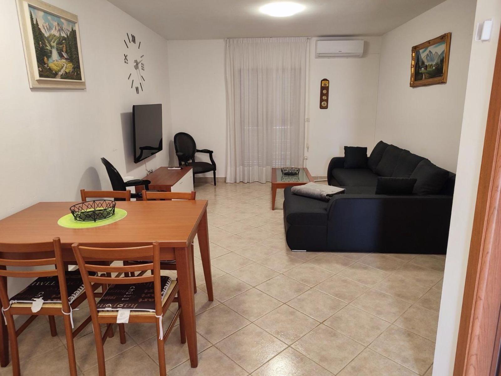 Fortuna Apartment Tar-Vabriga ภายนอก รูปภาพ