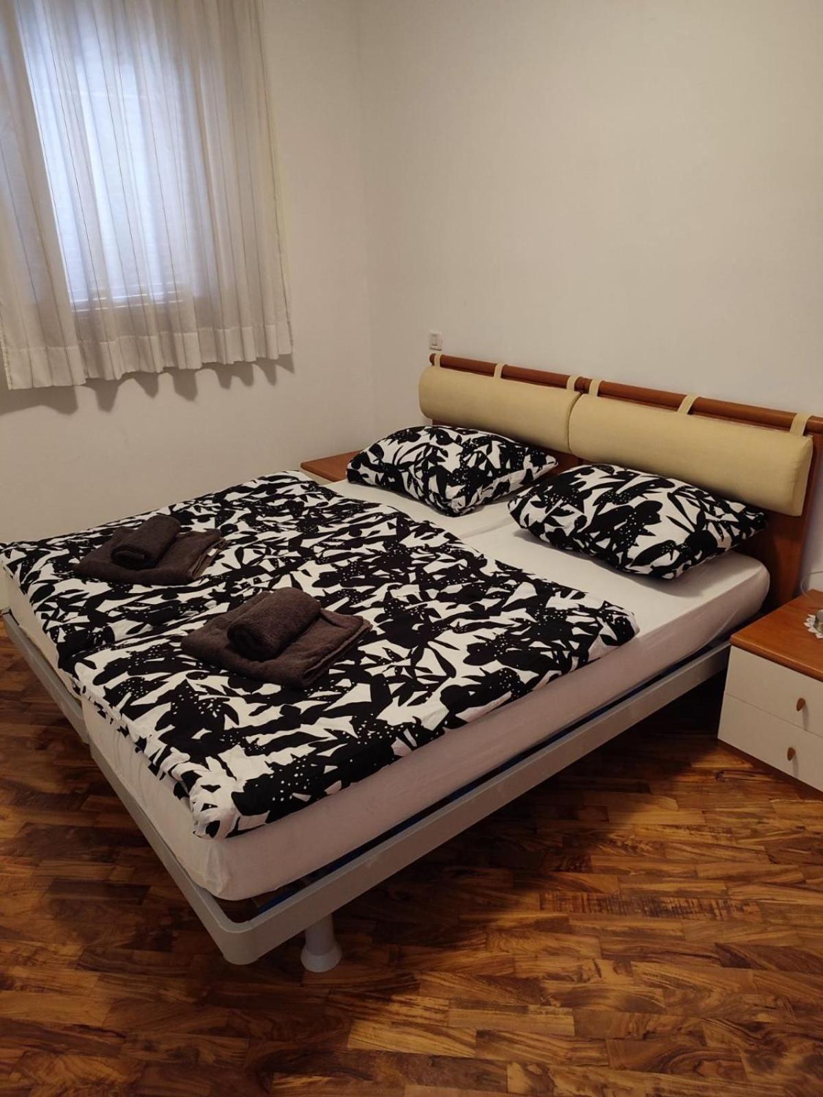 Fortuna Apartment Tar-Vabriga ภายนอก รูปภาพ